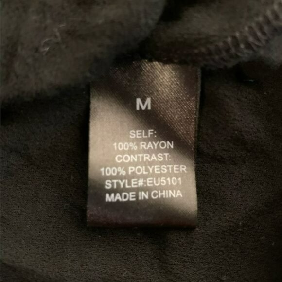 Elodie black Sleeveless top with mesh back size Medium - Picture 3 of 7